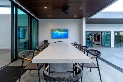 Chalet de 6 dormitorios en Pattaya, Tailandia № 126940 - foto 3
