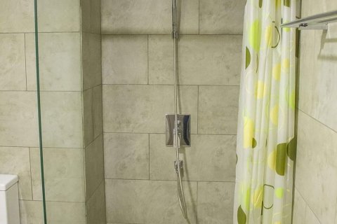 Condominio de 1 dormitorio en Pattaya, Tailandia № 120747 - foto 9