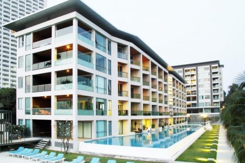 Condo in Pattaya, Thailand, 3 bedrooms № 125069