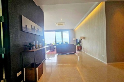 Condominio de 3 dormitorios en Sattahip, Tailandia № 126884 - foto 10