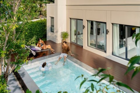 Casa de 4 dormitorios en Pattaya, Tailandia № 126729 - foto 4