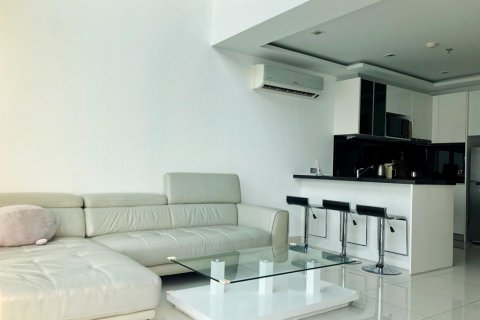 Condominio de 1 dormitorio en Pattaya, Tailandia № 130352 - foto 4