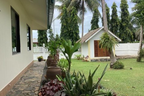 Villa in Mai Khao, Thailand 3 Schlafzimmer № 124927 - Foto 12