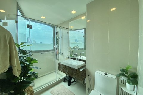 คอนโดมิเนียมในพัทยา, ประเทศไทย, 2 ห้องนอน ใน THE PEAK TOWERS № 122943