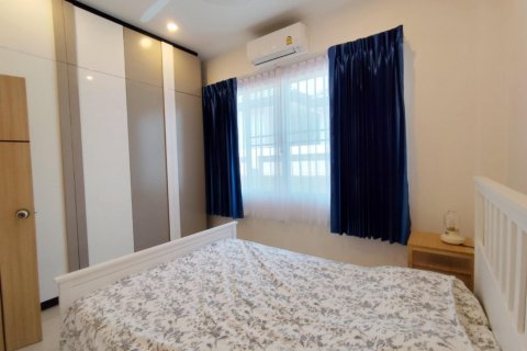 Casa de 3 dormitorios en Bang Lamung, Tailandia № 121291 - foto 16
