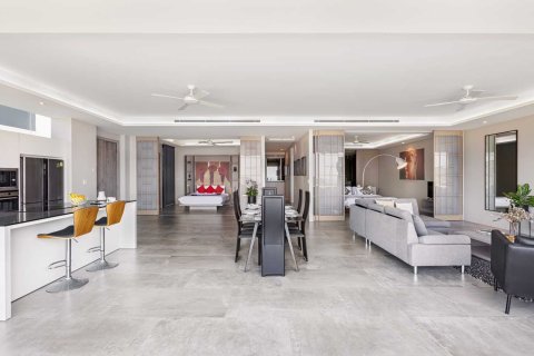 Condominio de 3 dormitorios en Bang Tao, Tailandia № 120829 - foto 19