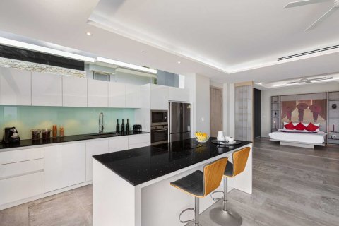 Condominio de 3 dormitorios en Bang Tao, Tailandia № 120829 - foto 22