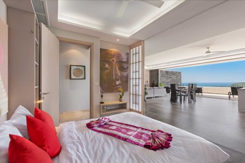 Condominio de 3 dormitorios en Bang Tao, Tailandia № 120829 - foto 28