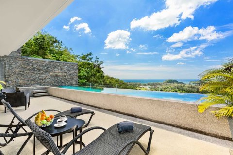 Condominio de 3 dormitorios en Bang Tao, Tailandia № 120829