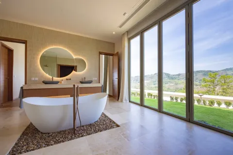 Casa de 5 dormitorios en Layan Beach, Tailandia № 84907 - foto 14