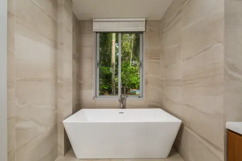 Casa de 5 dormitorios en Bang Tao, Tailandia № 132084 - foto 14