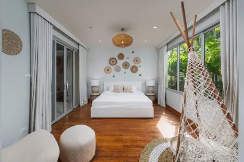 Casa de 5 dormitorios en Bang Tao, Tailandia № 132084 - foto 16