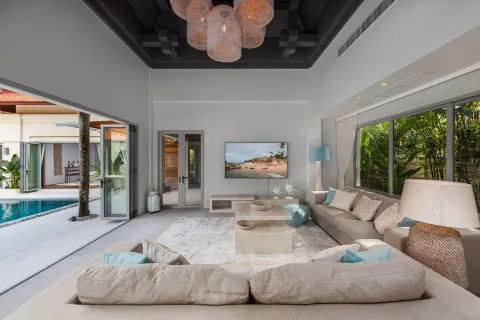 Casa de 5 dormitorios en Bang Tao, Tailandia № 132084 - foto 2