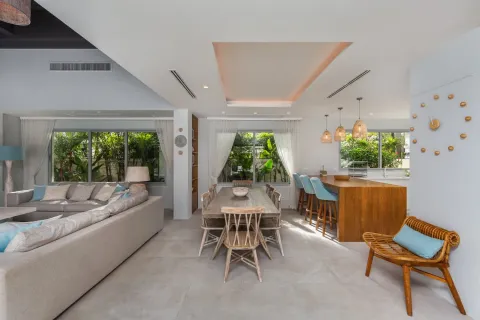 Casa de 5 dormitorios en Bang Tao, Tailandia № 132084 - foto 24