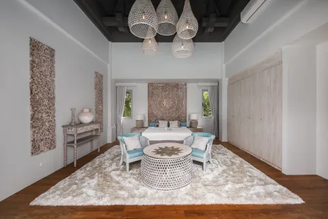 Casa de 5 dormitorios en Bang Tao, Tailandia № 132084 - foto 8
