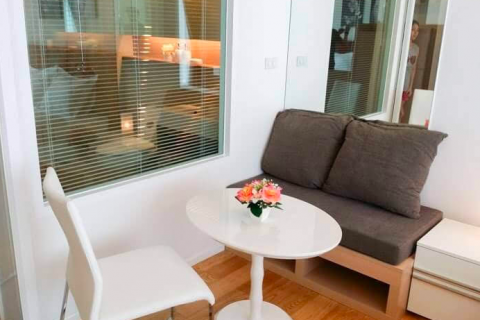 Estudio en el condominio en Watthana, Bangkok, Tailandia № 77086 - foto 2