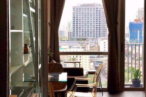 Duplex in Khlong Toei, Bangkok, Thailand 1 bedroom № 77085 - photo 2