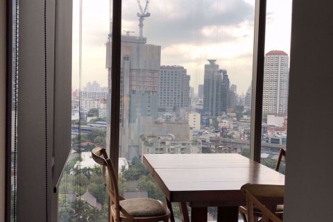 Condominio de 2 dormitorios en Khlong Toei, Bangkok, Tailandia № 77084 - foto 6