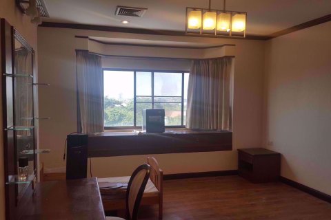 Condo in Bang Na, Bangkok, Thailand, 2 bedrooms № 77083 - photo 11