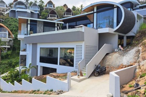 Chalet de 3 dormitorios en Surat Thani, Tailandia № 132434