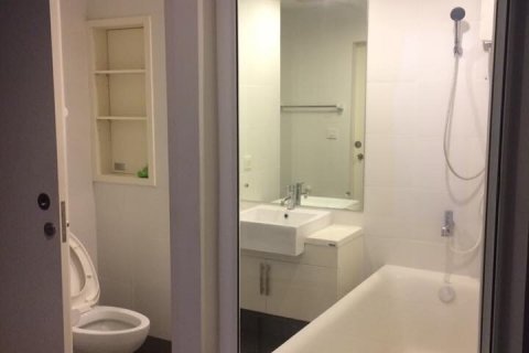 Condominio de 2 dormitorios en Bangkok, Tailandia № 144113 - foto 6