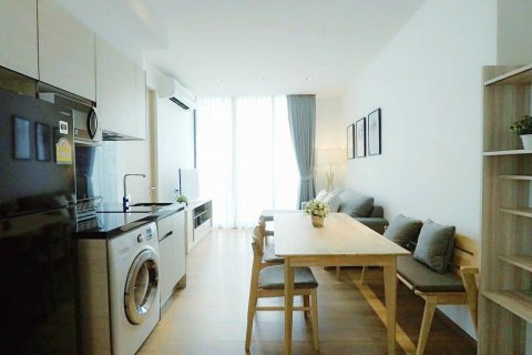 Condo in Bangkok, Thailand, 2 bedrooms  № 105075