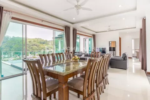 Casa de 5 dormitorios en Kamala, Tailandia № 131011 - foto 9