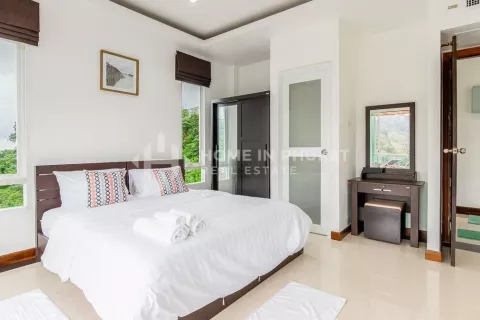 Casa de 5 dormitorios en Kamala, Tailandia № 131011 - foto 16