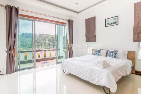 Casa de 5 dormitorios en Kamala, Tailandia № 131011 - foto 17