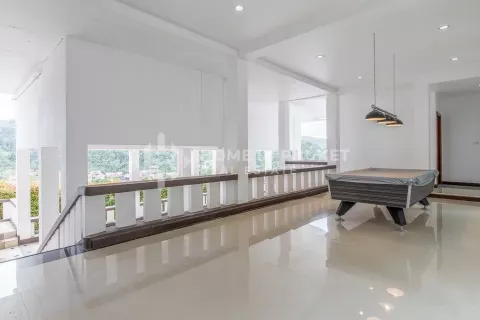 Casa de 5 dormitorios en Kamala, Tailandia № 131011 - foto 12