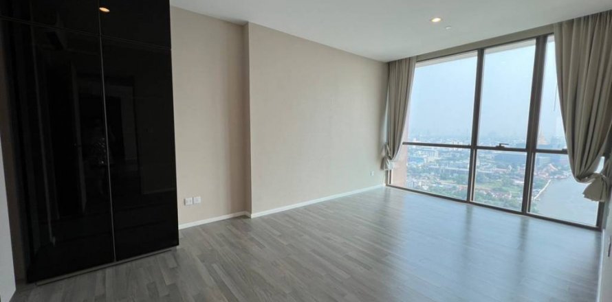 Condominio de 2 dormitorios en Bang Sue, Bangkok, Tailandia № 132677