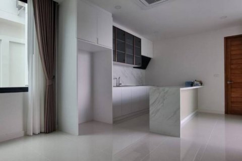 Villa in Pattaya, Thailand 5 Schlafzimmer № 132675 - Foto 5