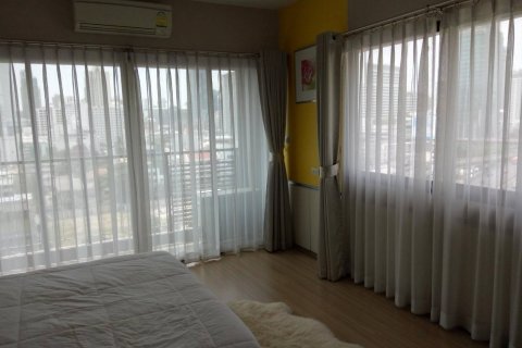 Condominio de 3 dormitorios en Bangkok, Tailandia № 143776 - foto 12