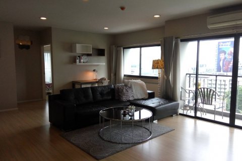 Condominio de 3 dormitorios en Bangkok, Tailandia № 143776 - foto 3