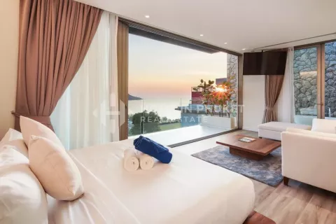 Casa de 5 dormitorios en Kata, Tailandia № 130996 - foto 9