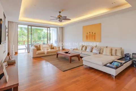 Condominio de 4 dormitorios en Phuket, Tailandia № 130993 - foto 2