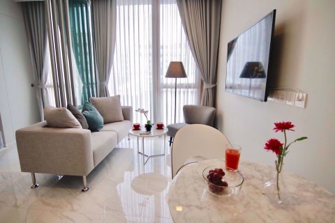 Кондоминиум с 1 спальней в Бангкоке, Таиланд в HYDE SUKHUMVIT 11 № 77592
