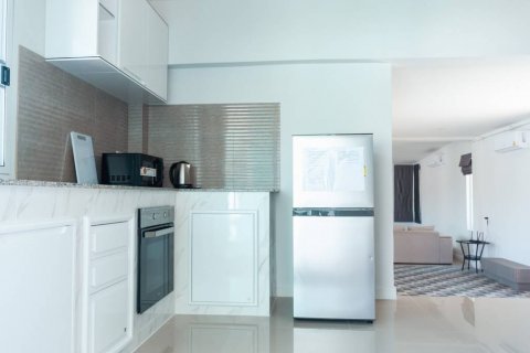 Chalet de 4 dormitorios en Hua Hin, Tailandia № 124563 - foto 10