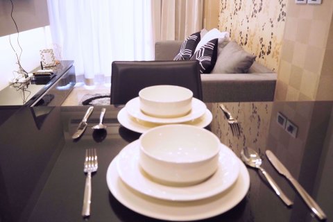 Condo à Khlong Toei, Bangkok, Thaïlande, 1 chambre № 76256 - photo 3
