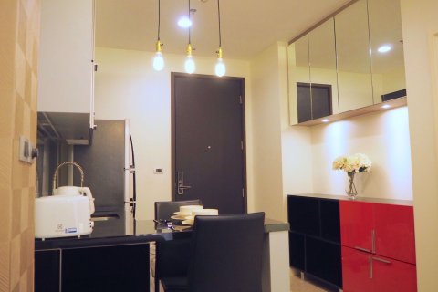 Condo à Khlong Toei, Bangkok, Thaïlande, 1 chambre № 76256 - photo 2