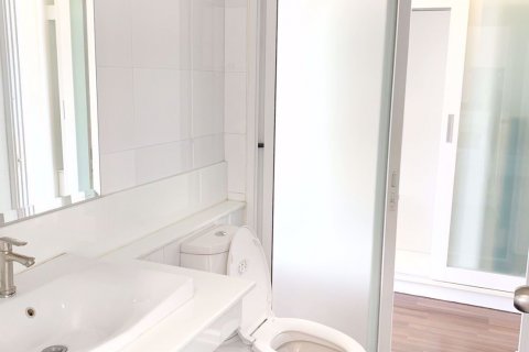 Condominio de 1 dormitorio en Watthana, Bangkok, Tailandia № 76254 - foto 5