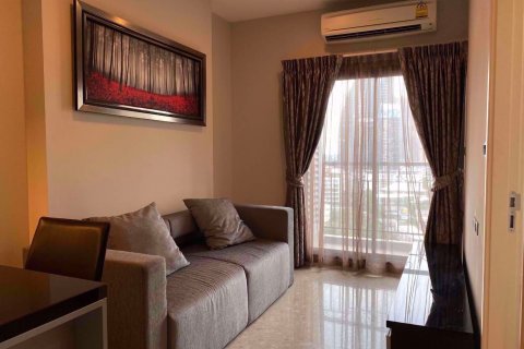 Condominio de 1 dormitorio en Khlong Toei, Bangkok, Tailandia № 76257 - foto 3