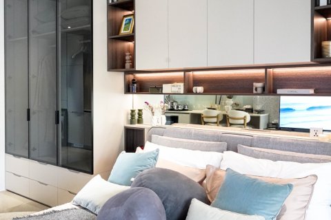 Estudio en el condominio en Nai Harn Beach, Tailandia № 132068 - foto 9
