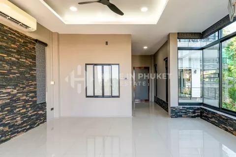 Casa de 2 dormitorios en Nai Harn Beach, Tailandia № 131594 - foto 14