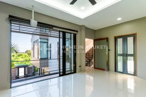 Casa de 2 dormitorios en Nai Harn Beach, Tailandia № 131594 - foto 11
