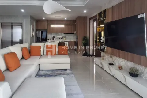 Casa de 4 dormitorios en Phuket, Tailandia № 131597 - foto 5