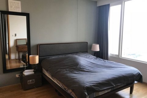 Condominio de 2 dormitorios en Yan Nawa, Bangkok, Tailandia № 143261 - foto 2