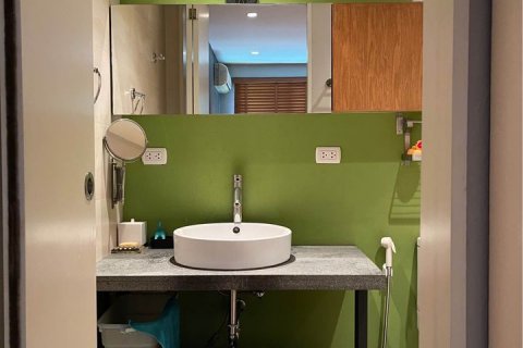 Condo in Bangkok, Thailand, 1 bedroom № 143262 - photo 8