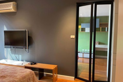 Condo in Bangkok, Thailand, 1 bedroom № 143262 - photo 6