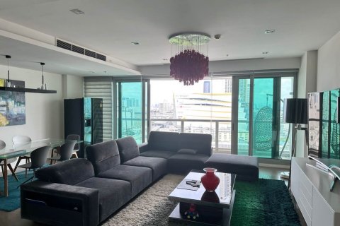 Condominio de 3 dormitorios en Sathon, Bangkok, Tailandia № 143264